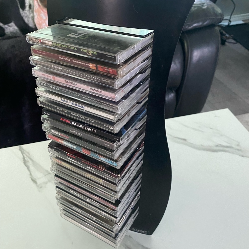 CD storage rack